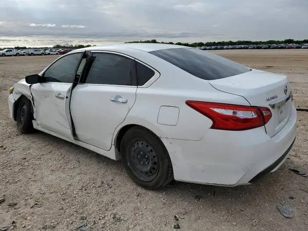 1N4AL3AP0GN318843 2016 NISSAN ALTIMA - Image 2
