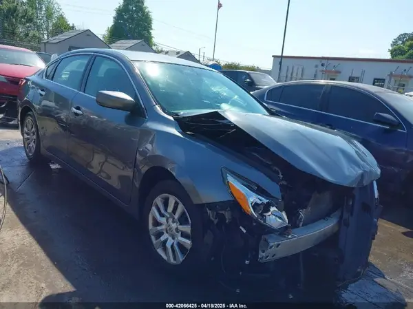 1N4AL3AP0GN326702 2016 NISSAN ALTIMA - Image 1