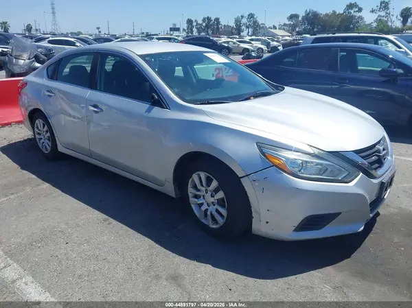 1N4AL3AP0GN326926 2016 NISSAN ALTIMA - Image 1