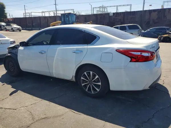 1N4AL3AP0GN328515 2016 NISSAN ALTIMA - Image 2