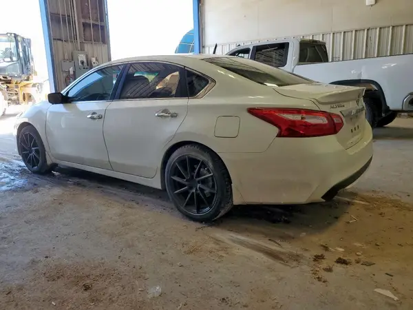 1N4AL3AP0GN332872 2016 NISSAN ALTIMA - Image 2