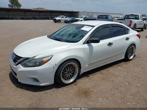 1N4AL3AP0GN333939 2016 NISSAN ALTIMA - Image 2