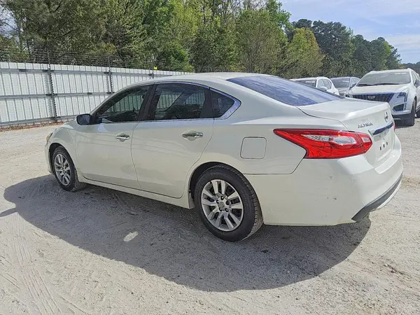 1N4AL3AP0GN341071 2016 NISSAN ALTIMA - Image 2