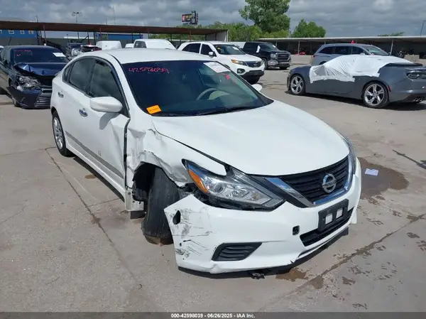 1N4AL3AP0GN347761 2016 NISSAN ALTIMA - Image 1
