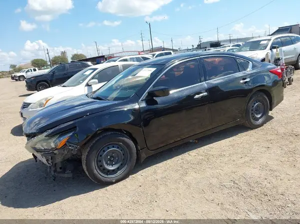 1N4AL3AP0GN352121 2016 NISSAN ALTIMA - Image 2