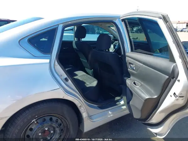1N4AL3AP0GN353821 2016 NISSAN ALTIMA - Image 8