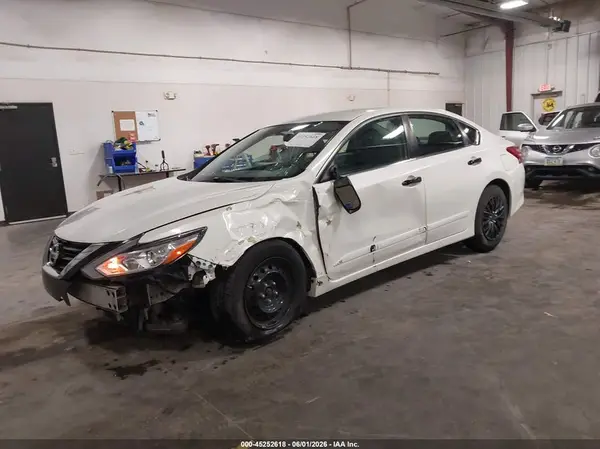 1N4AL3AP0GN357318 2016 NISSAN ALTIMA - Image 2
