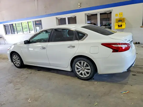 1N4AL3AP0GN359568 2016 NISSAN ALTIMA - Image 2