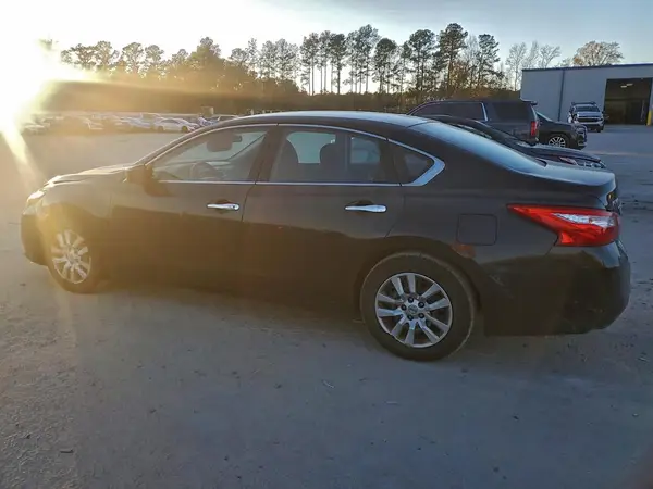 1N4AL3AP0GN377925 2016 NISSAN ALTIMA - Image 2
