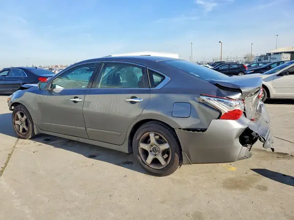 1N4AL3AP0GN381912 2016 NISSAN ALTIMA - Image 2