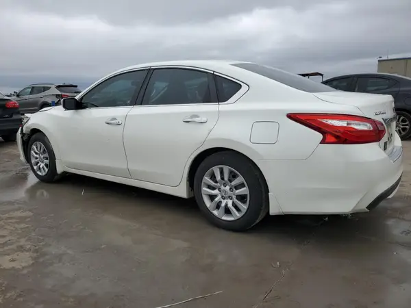 1N4AL3AP0GN392439 2016 NISSAN ALTIMA - Image 2