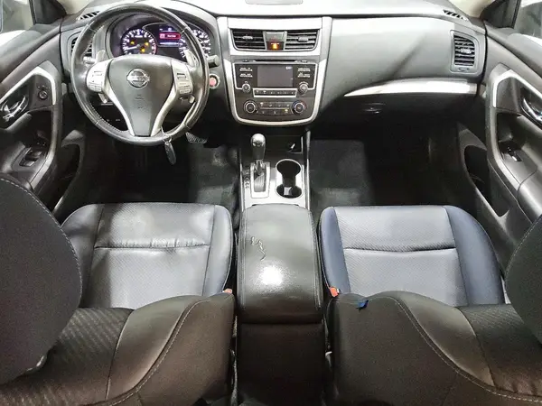1N4AL3AP0HC109986 2017 NISSAN ALTIMA - Image 8