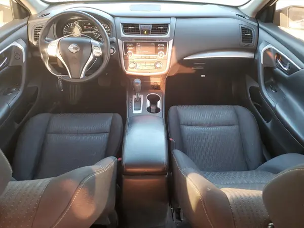 1N4AL3AP0HC110538 2017 NISSAN ALTIMA - Image 8
