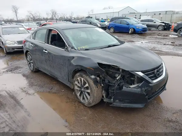 1N4AL3AP0HC112144 2017 NISSAN ALTIMA - Image 1