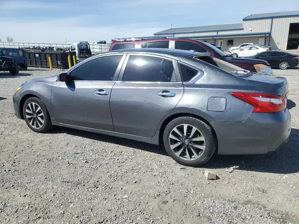 1N4AL3AP0HC115979 2017 NISSAN ALTIMA - Image 2