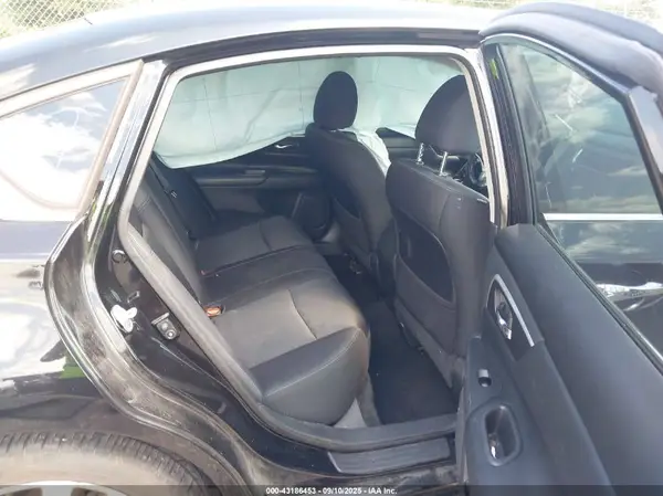 1N4AL3AP0HC116680 2017 NISSAN ALTIMA - Image 8