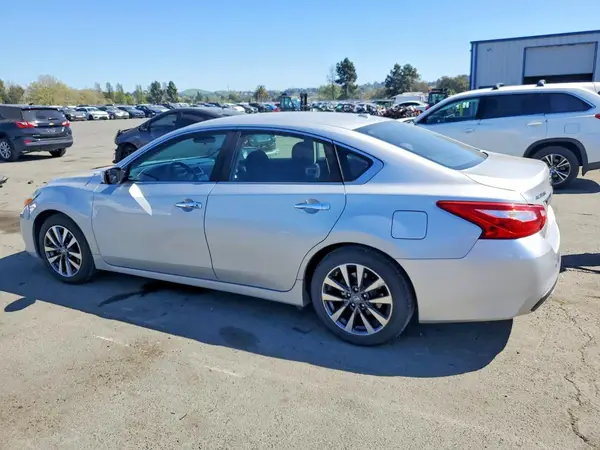 1N4AL3AP0HC118638 2017 NISSAN ALTIMA - Image 2