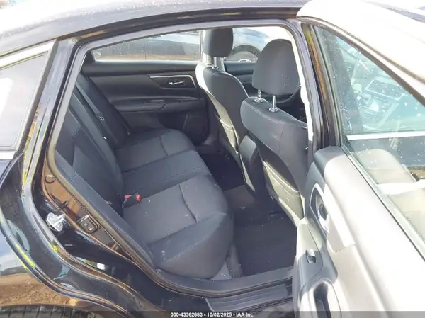 1N4AL3AP0HC119109 2017 NISSAN ALTIMA - Image 8