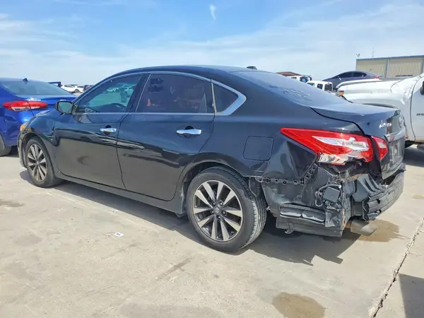1N4AL3AP0HC120115 2017 NISSAN ALTIMA - Image 2