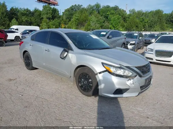 1N4AL3AP0HC124827 2017 NISSAN ALTIMA - Image 1