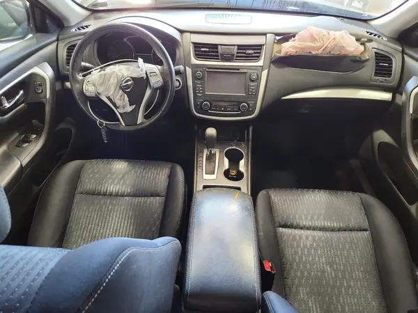 1N4AL3AP0HC125783 2017 NISSAN ALTIMA - Image 8