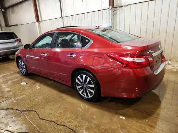 1N4AL3AP0HC128070 2017 NISSAN ALTIMA - Image 2