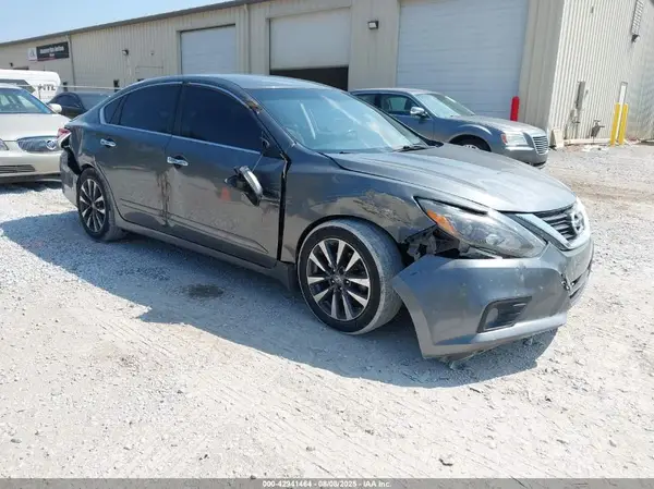 1N4AL3AP0HC129316 2017 NISSAN ALTIMA - Image 1