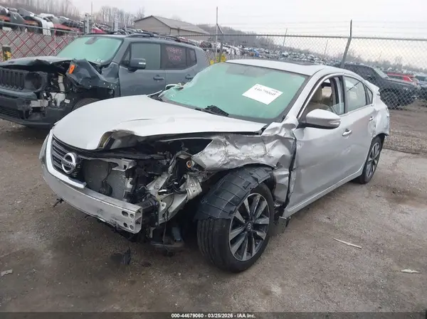1N4AL3AP0HC130238 2017 NISSAN ALTIMA - Image 2