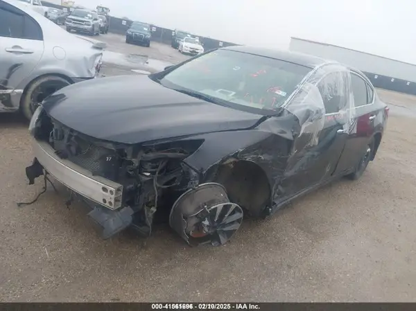 1N4AL3AP0HC131759 2017 NISSAN ALTIMA - Image 2