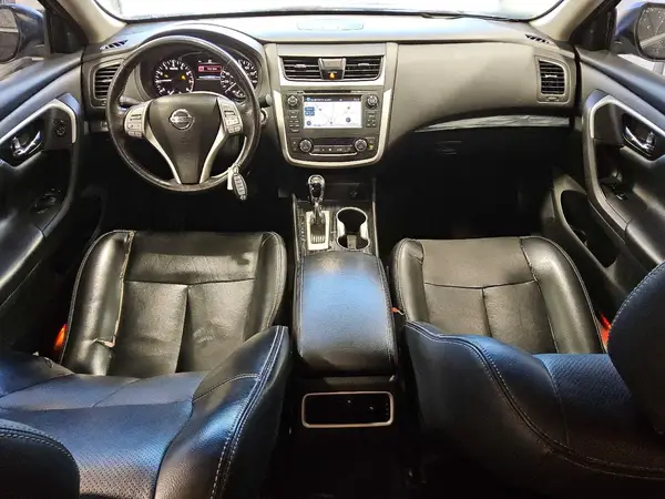 1N4AL3AP0HC133060 2017 NISSAN ALTIMA - Image 8