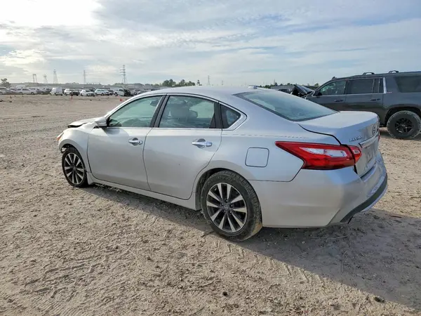 1N4AL3AP0HC133091 2017 NISSAN ALTIMA - Image 2