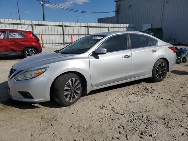 1N4AL3AP0HC133155 2017 NISSAN ALTIMA - Image 1