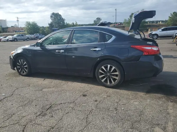 1N4AL3AP0HC133656 2017 NISSAN ALTIMA - Image 2