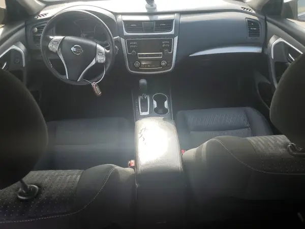 1N4AL3AP0HC133656 2017 NISSAN ALTIMA - Image 8