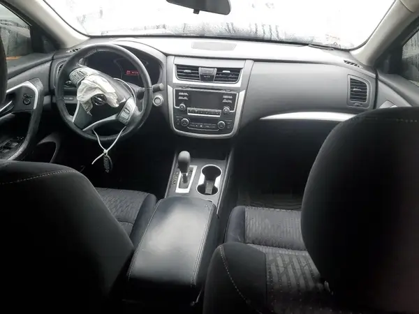 1N4AL3AP0HC133902 2017 NISSAN ALTIMA - Image 8