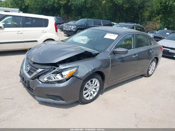 1N4AL3AP0HC135195 2017 NISSAN ALTIMA - Image 2