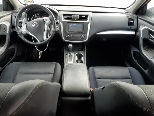 1N4AL3AP0HC135746 2017 NISSAN ALTIMA - Image 8