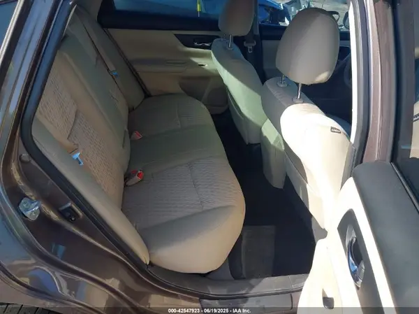 1N4AL3AP0HC136556 2017 NISSAN ALTIMA - Image 8