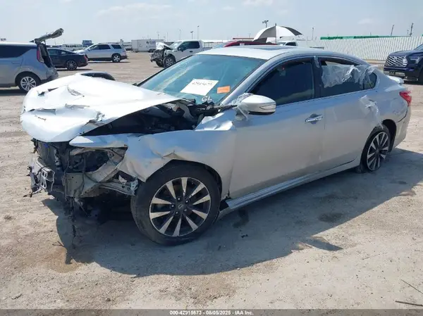 1N4AL3AP0HC138873 2017 NISSAN ALTIMA - Image 2