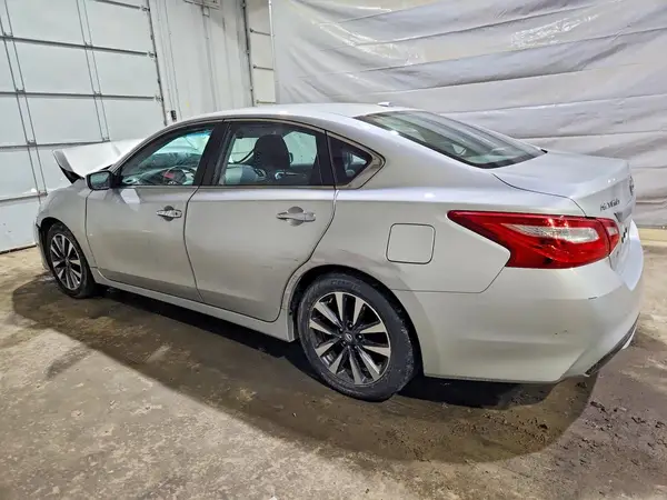1N4AL3AP0HC146942 2017 NISSAN ALTIMA - Image 2