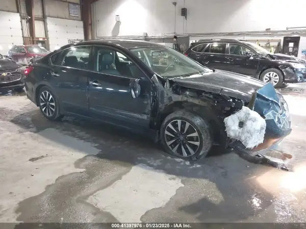1N4AL3AP0HC147377 2017 NISSAN ALTIMA - Image 1