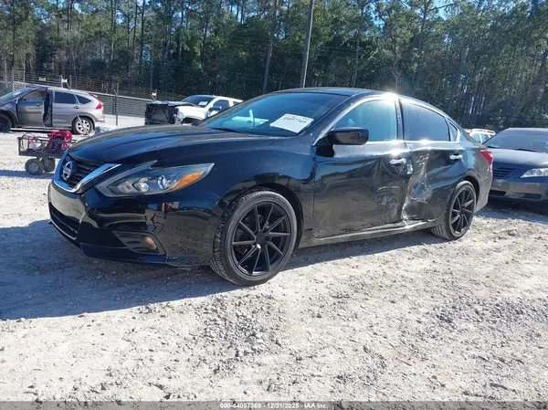 1N4AL3AP0HC147606 2017 NISSAN ALTIMA - Image 2
