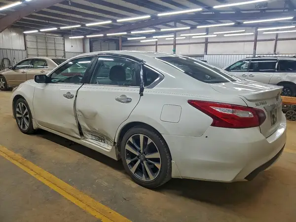 1N4AL3AP0HC149176 2017 NISSAN ALTIMA - Image 2