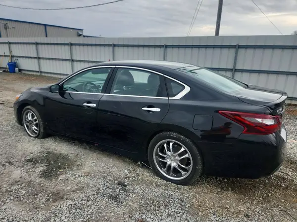 1N4AL3AP0HC150229 2017 NISSAN ALTIMA - Image 2