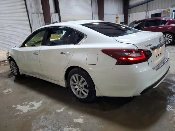 1N4AL3AP0HC151705 2017 NISSAN ALTIMA - Image 2