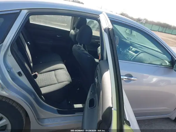 1N4AL3AP0HC152417 2017 NISSAN ALTIMA - Image 8