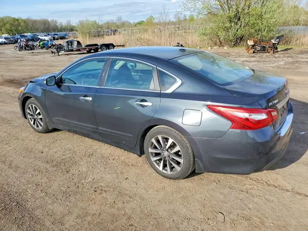 1N4AL3AP0HC153776 2017 NISSAN ALTIMA - Image 2