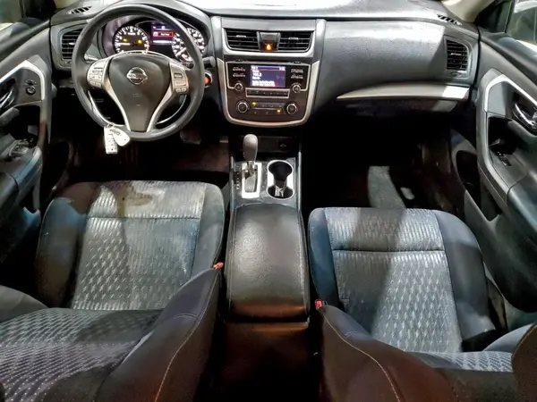 1N4AL3AP0HC155673 2017 NISSAN ALTIMA - Image 8