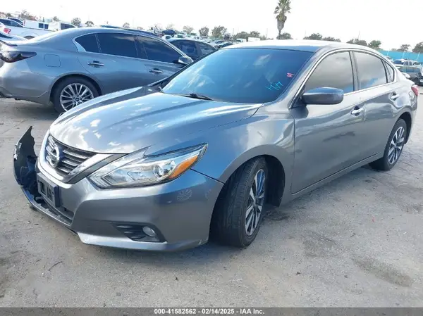 1N4AL3AP0HC156323 2017 NISSAN ALTIMA - Image 2