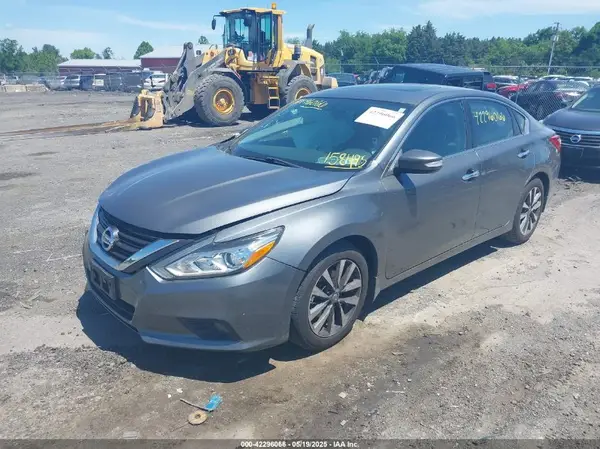 1N4AL3AP0HC158475 2017 NISSAN ALTIMA - Image 2